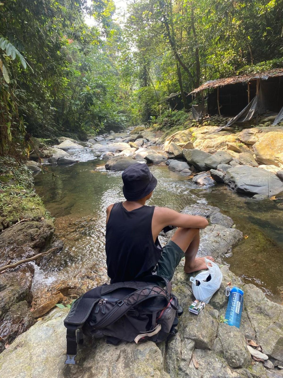 Eco Trekking Lodge, Bar & Jungle Tour'S Bukit Lawang Eksteriør billede