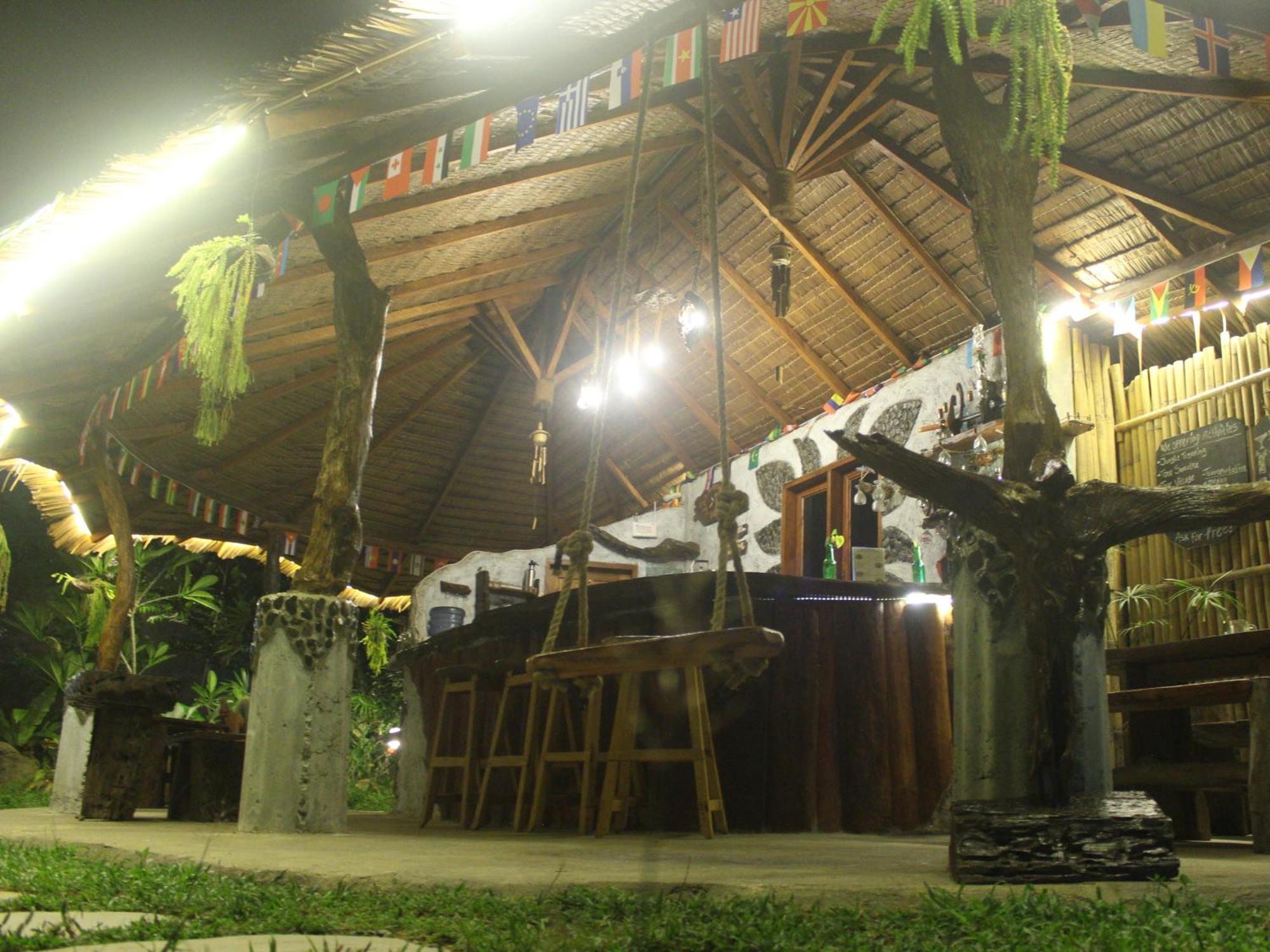 Eco Trekking Lodge, Bar & Jungle Tour'S Bukit Lawang Eksteriør billede