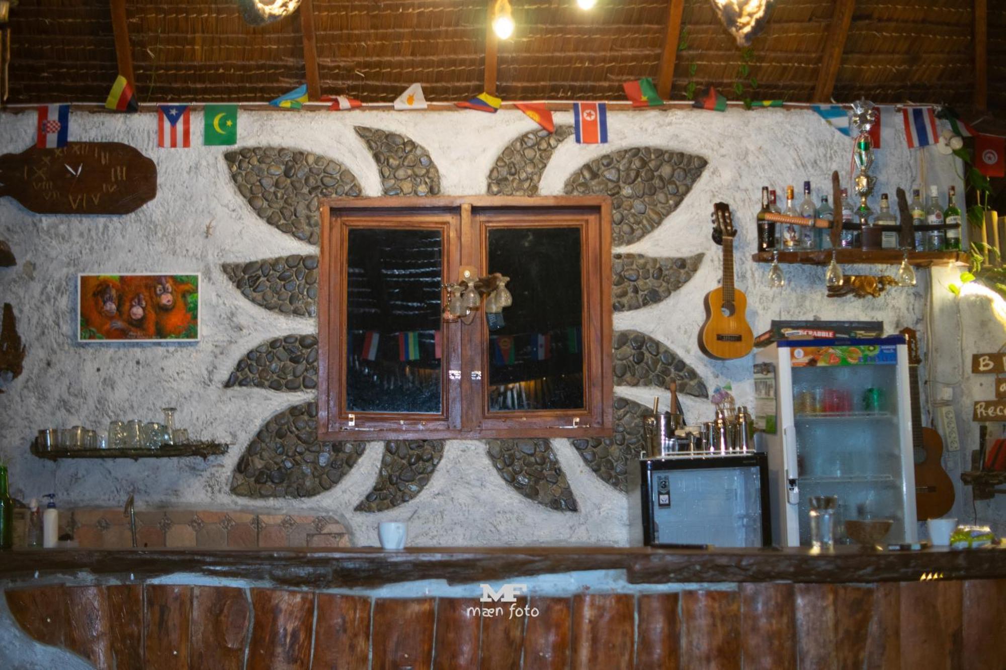 Eco Trekking Lodge, Bar & Jungle Tour'S Bukit Lawang Eksteriør billede